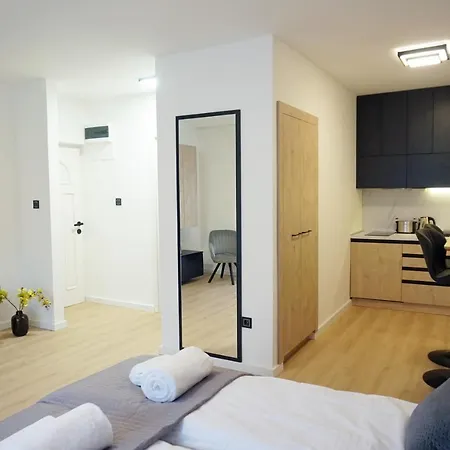Napfeny Apartman Apartment